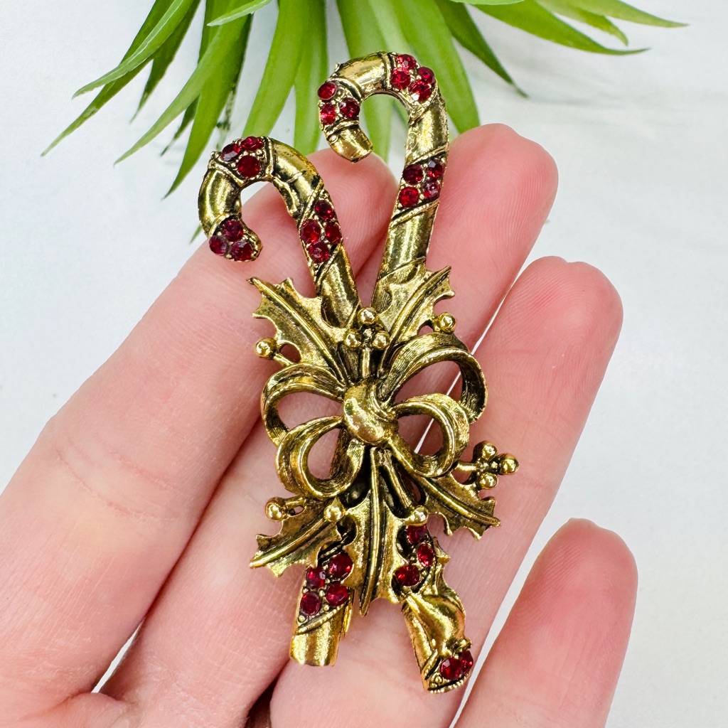 Vintage 50’s Weiss Gold Tone Brass & Red Rhinestone Candy Cane Christmas Brooch